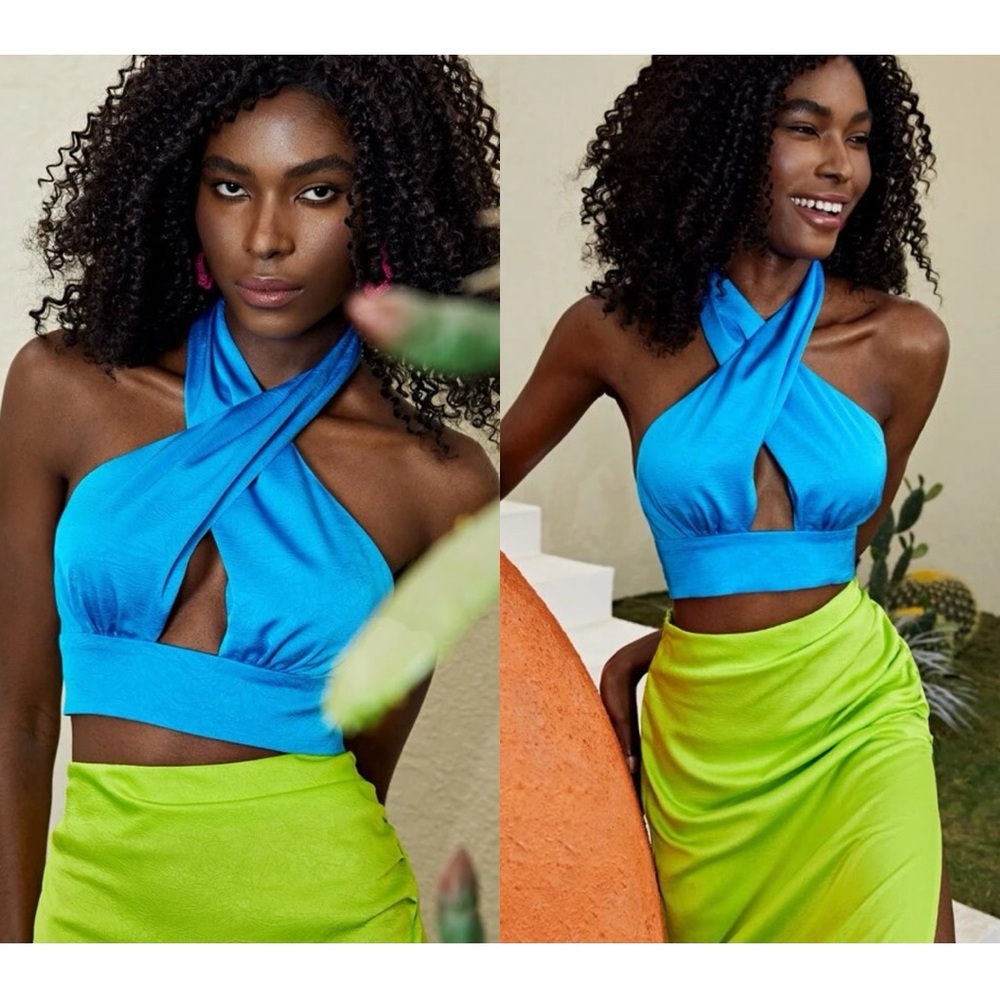 SHEIN Crisscross Tie Backless Crop Vibrant Blue Halter Top, Size 4
